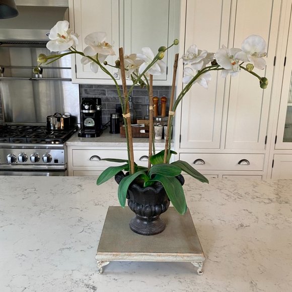 *NOT FOR SALE/SOLD* Decorative Square Riser (11 3/4" x 11 3/4") - Picture 1 of 5